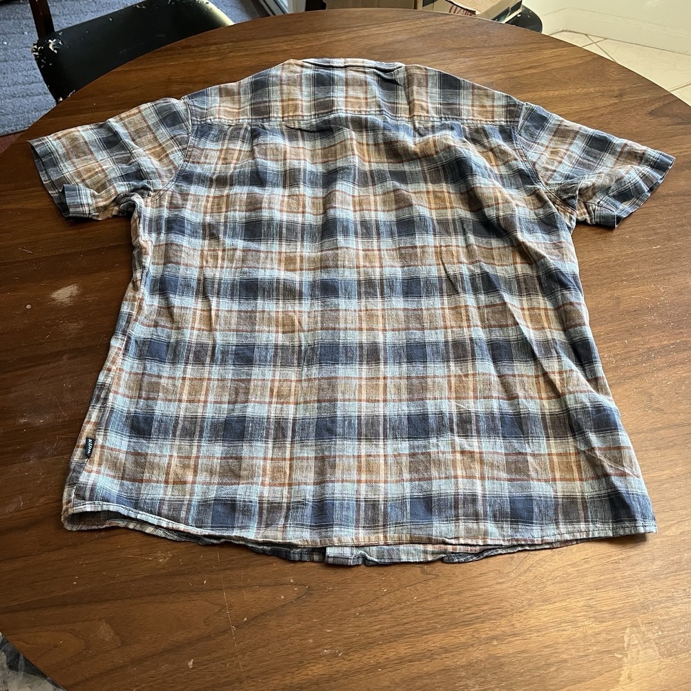 Kuhl Shirt Mens XL Blue Gray Plaid Short Sleeve Button Outdoor Hiking Response - Picture 3 of 11